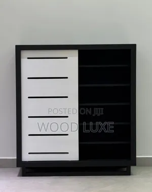 Shoerack Woodluxe