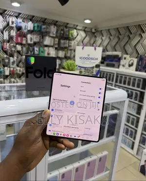 New Samsung Galaxy Z Fold4 256 GB Gray
