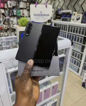 New Samsung Galaxy Z Fold4 256 GB Gray