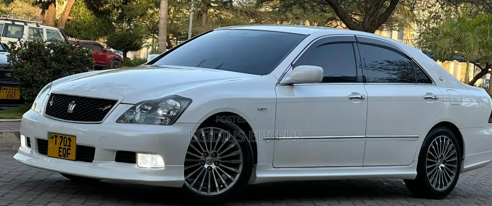 Toyota Crown 2006 White