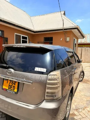 Toyota Wish 2005 Silver