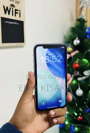 Apple iPhone 11 64 GB Blue