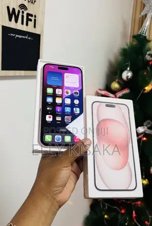 New Apple iPhone 15 128 GB Pink