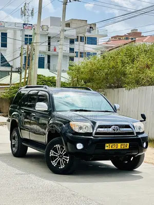 Toyota Hilux Surf 2.7 SSR 2007 Black