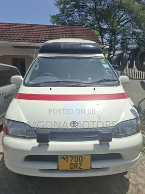 Toyota HiAce 2000 White