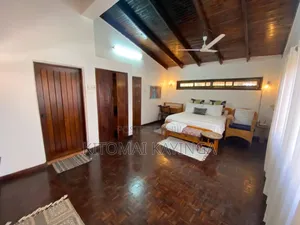 3bdrm House in Ada Estate for rent