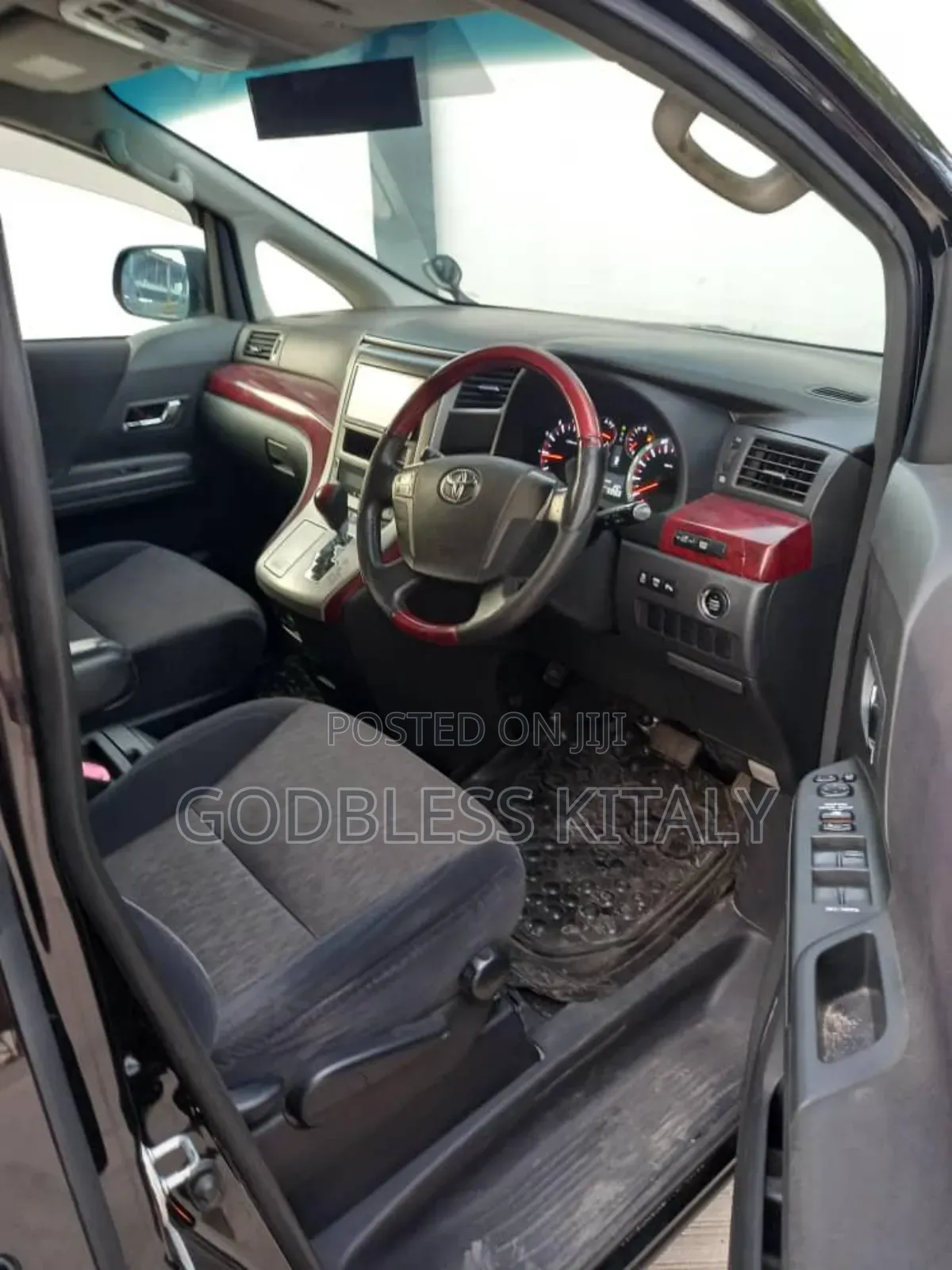 Toyota Alphard 2.4 Hybrid AWD 2009 Black