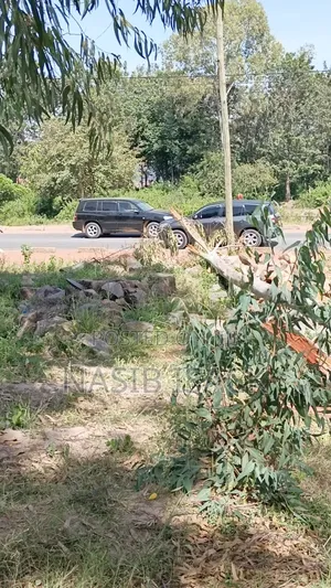 Plot for Sale 1050 Square Meters