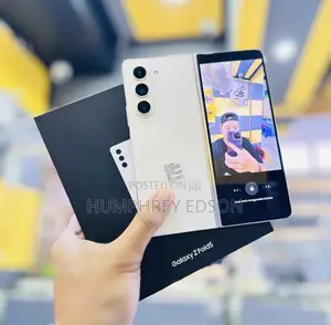 New Samsung Galaxy Z Fold 5 256 GB White