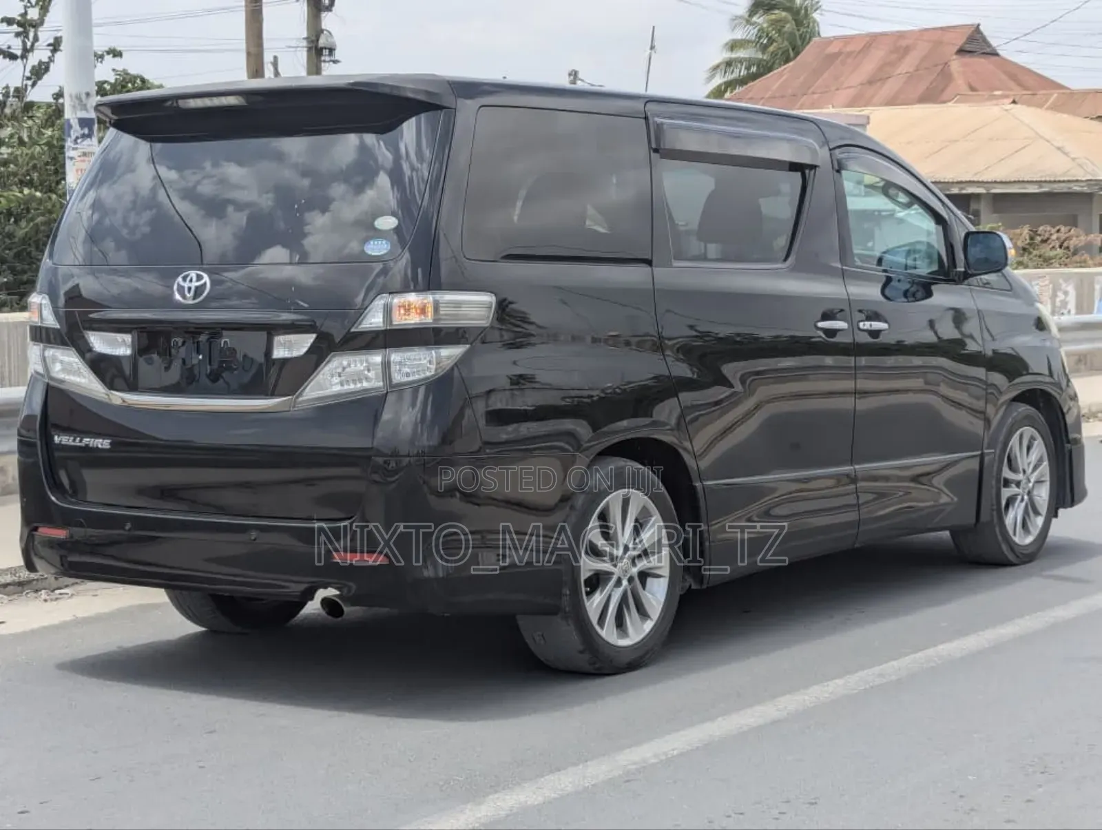 Toyota Vellfire 2011 Black