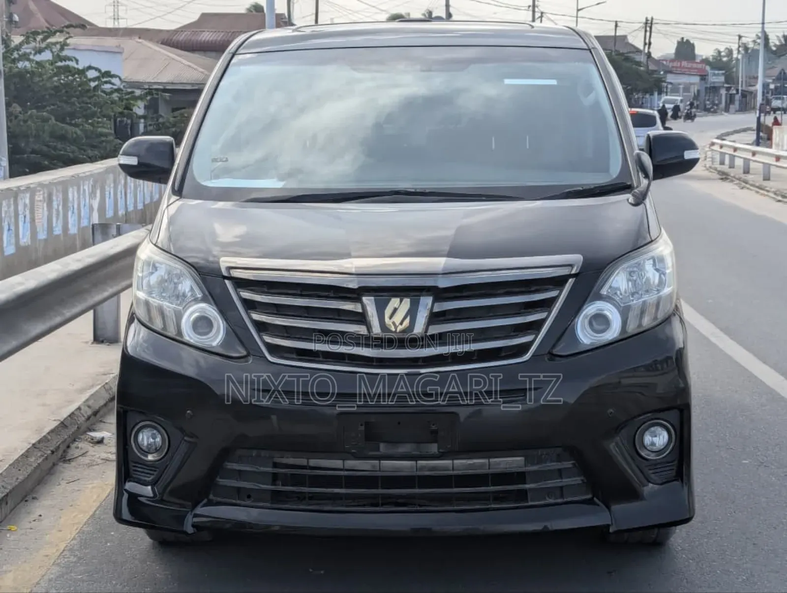 Toyota Alphard 2014 Black
