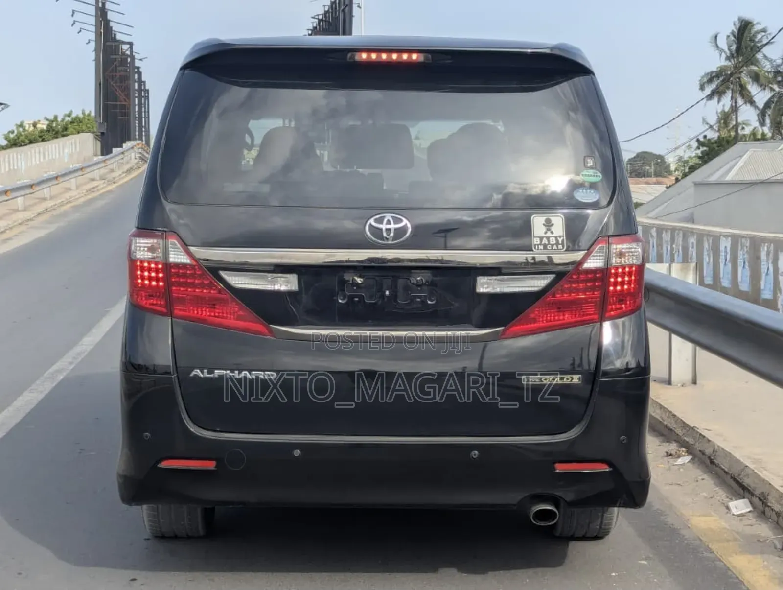 Toyota Alphard 2014 Black