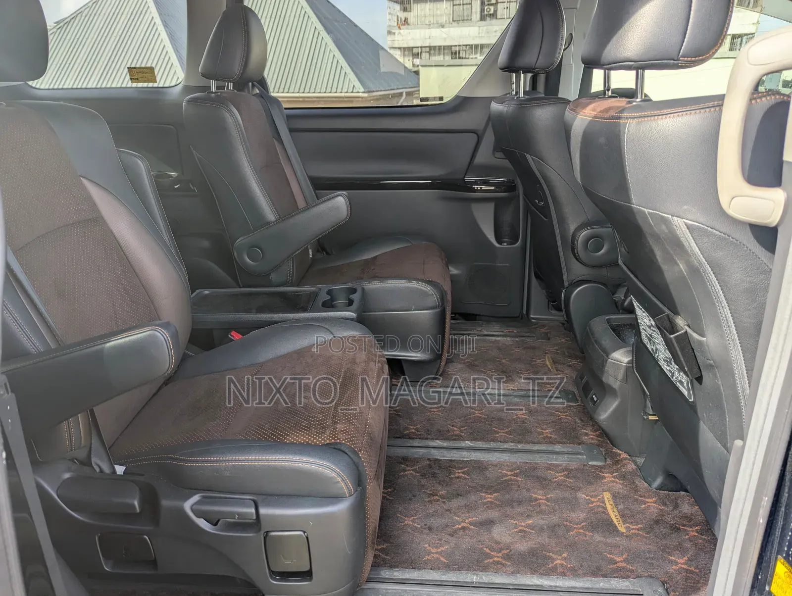 Toyota Alphard 2014 Black