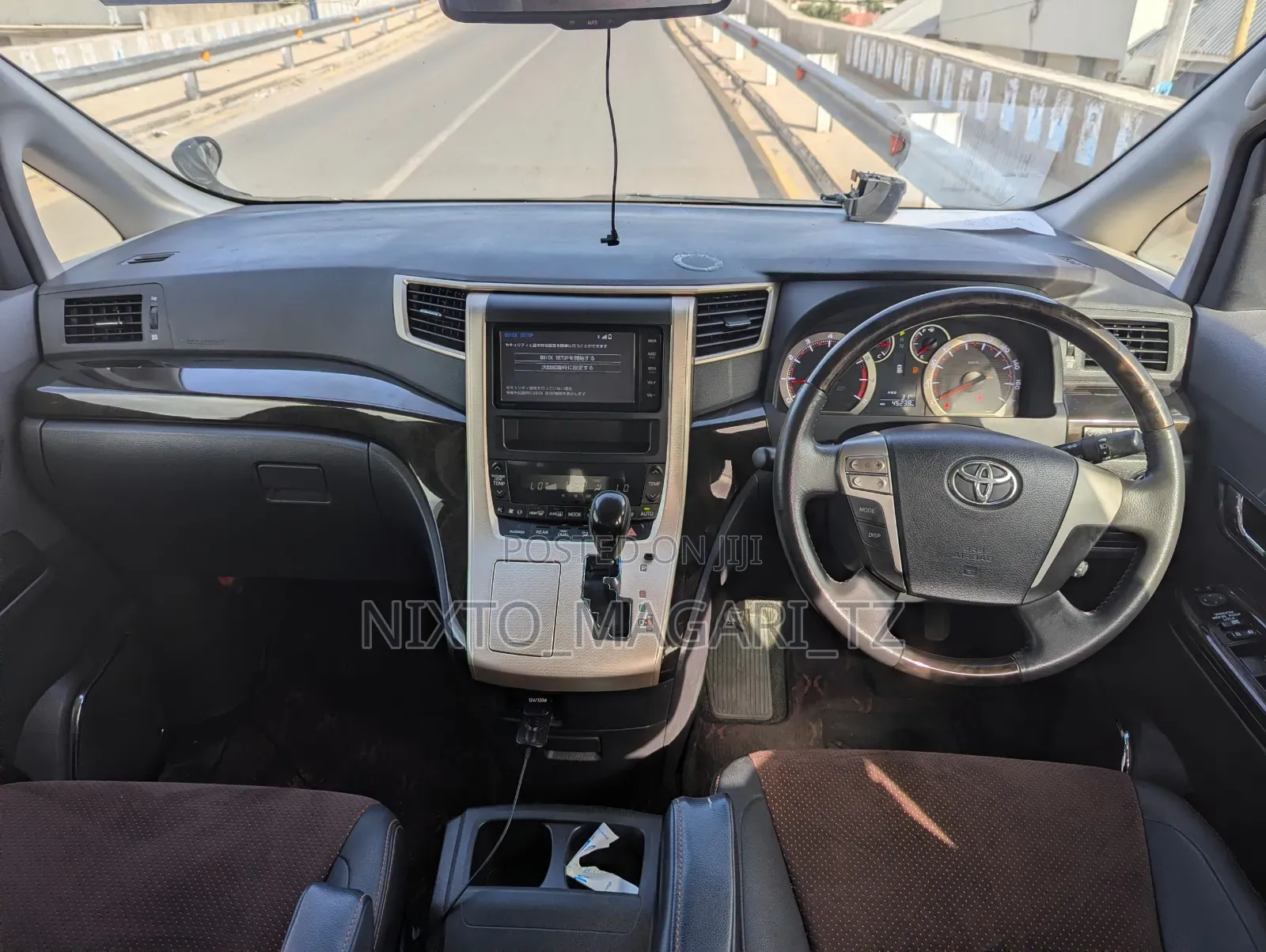 Toyota Alphard 2014 Black