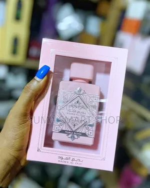 Badee Al Oud Noble Blush Perfume .