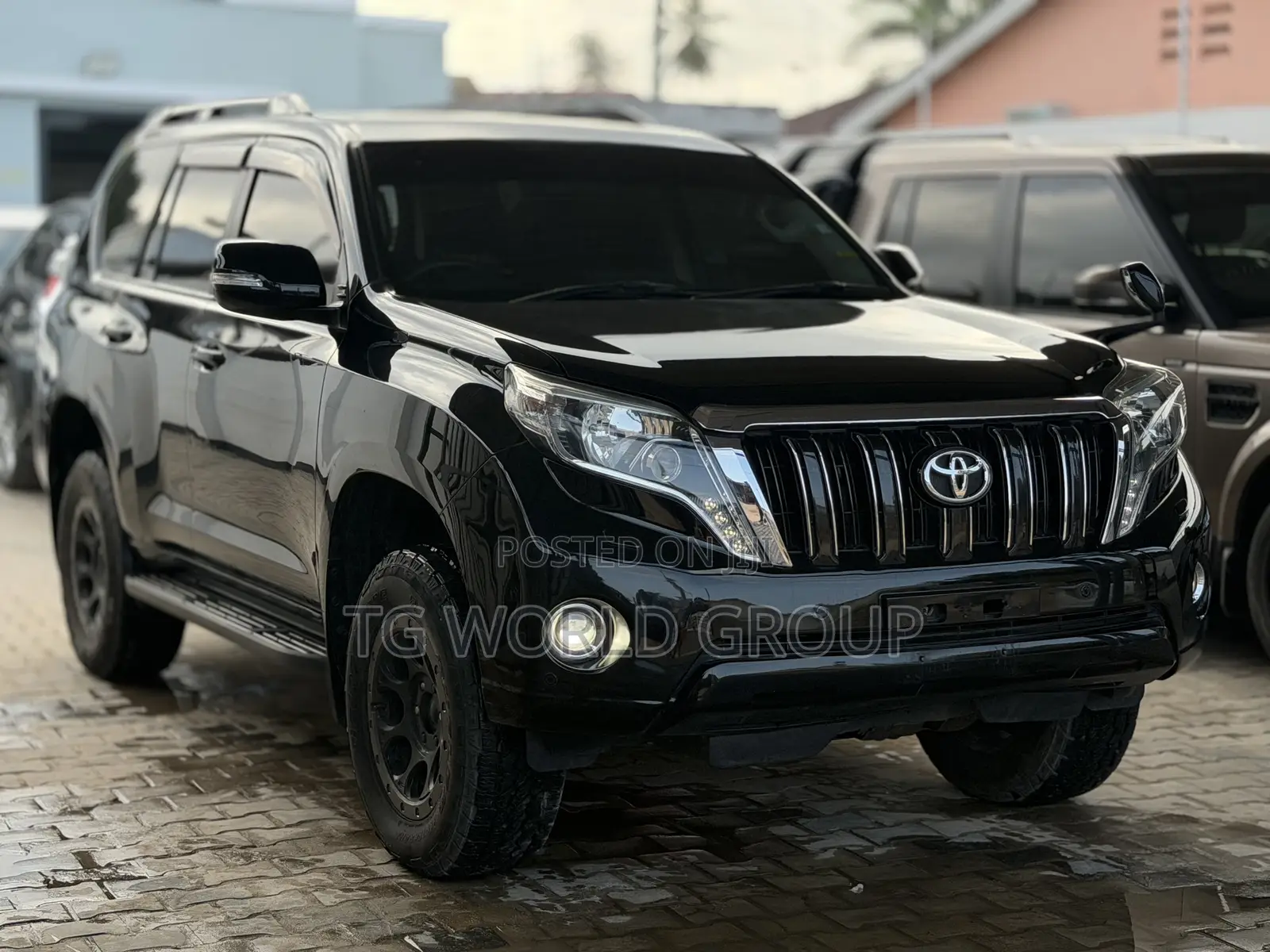Toyota Land Cruiser Prado 2.8 D-4D 2015 Black