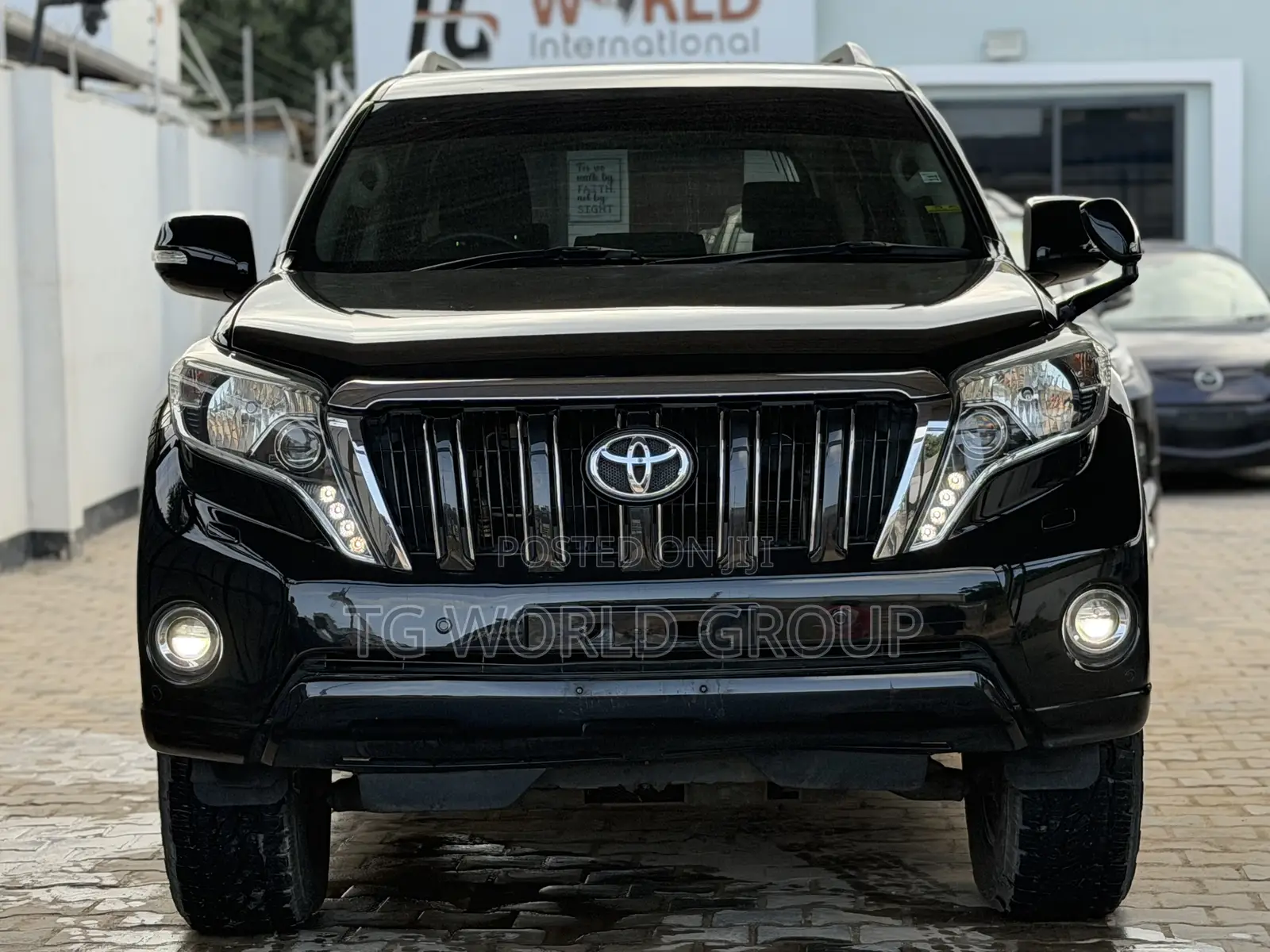 Toyota Land Cruiser Prado 2.8 D-4D 2015 Black