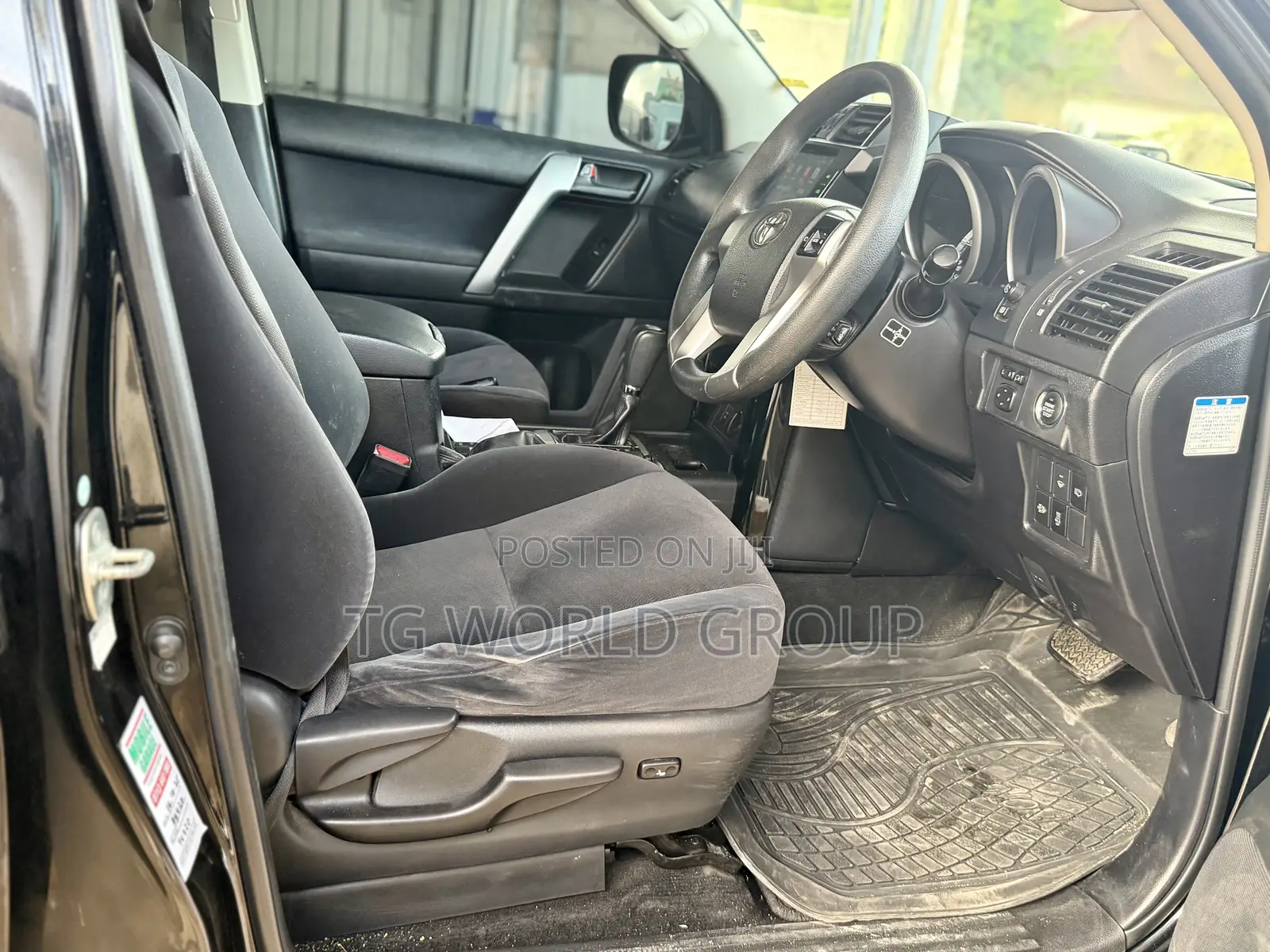 Toyota Land Cruiser Prado 2.8 D-4D 2015 Black