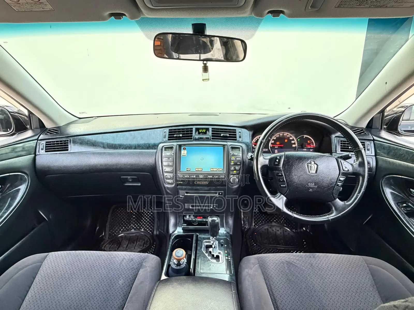 Toyota Crown 2006 Black