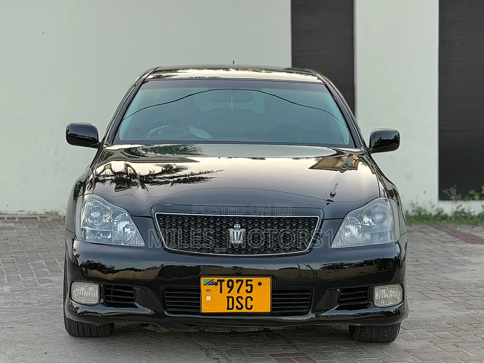 Toyota Crown 2006 Black