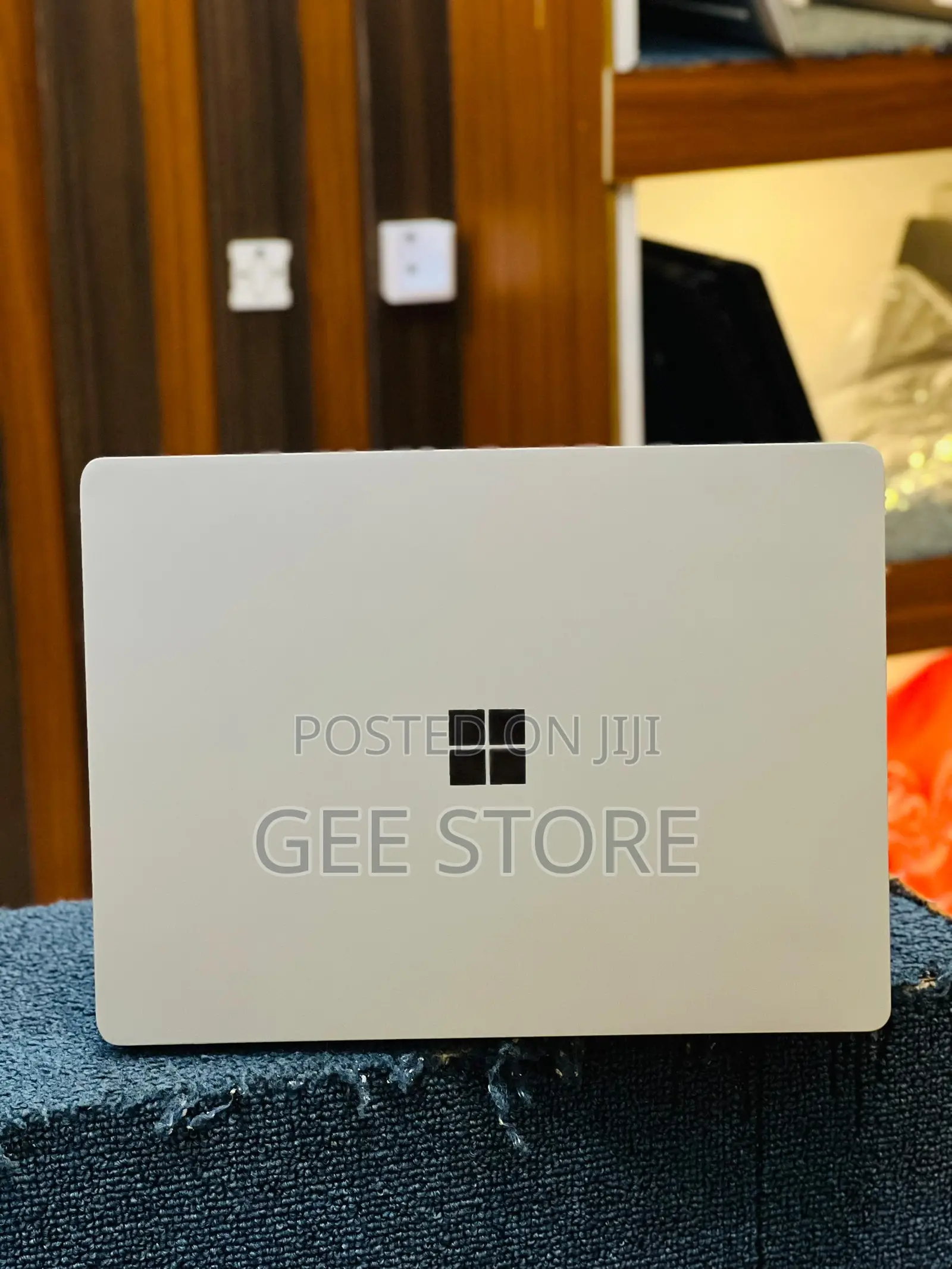 Laptop Microsoft Surface Laptop Go 8GB Intel Core I5 SSD 256GB
