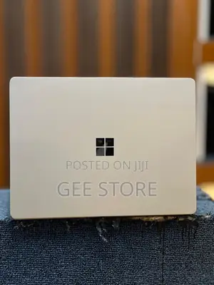 Laptop Microsoft Surface Laptop Go 8GB Intel Core I5 SSD 256GB