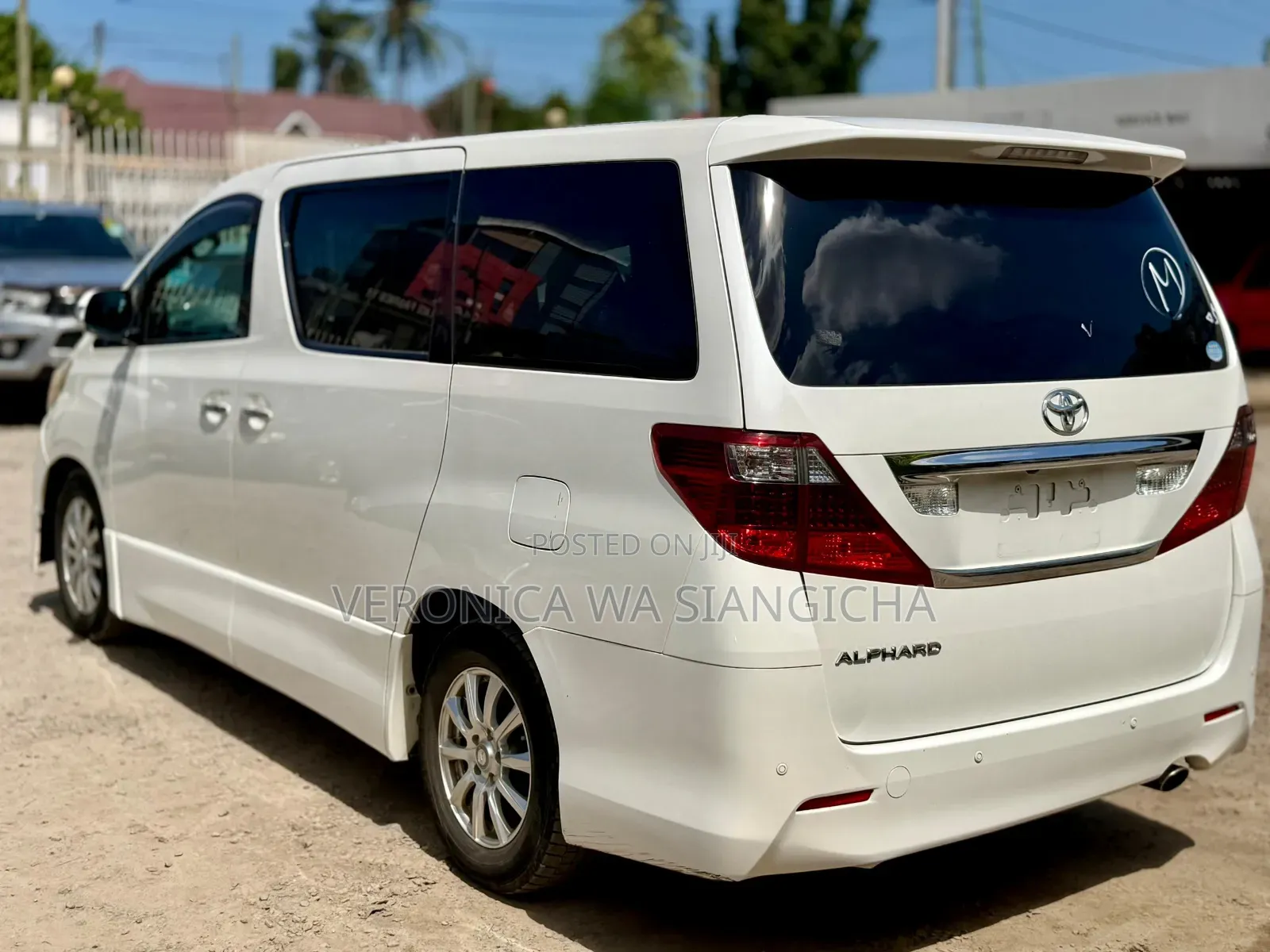 Toyota Alphard 2010 White