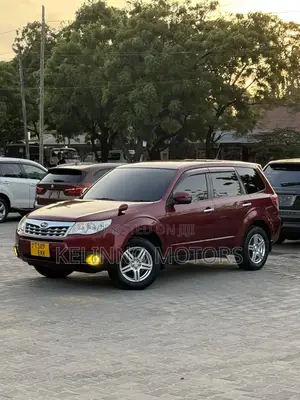 Subaru Forester 2011 Maroon