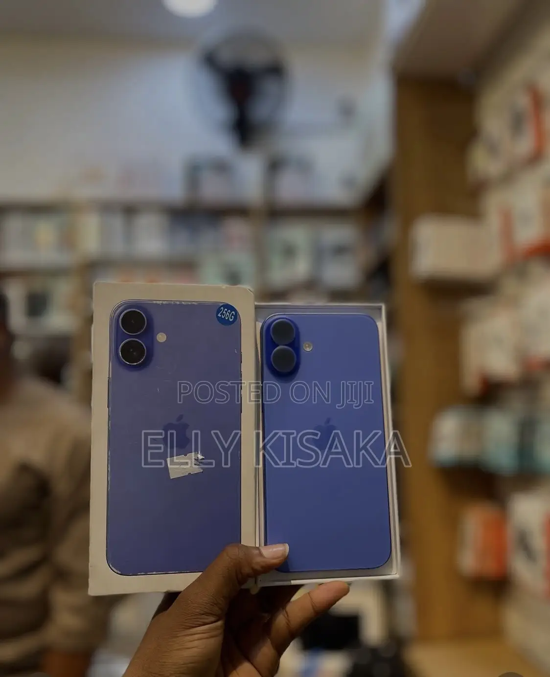 New Apple iPhone 16 256 GB Blue