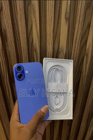 New Apple iPhone 16 256 GB Blue
