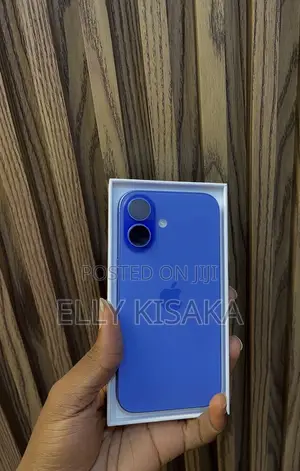 New Apple iPhone 16 256 GB Blue