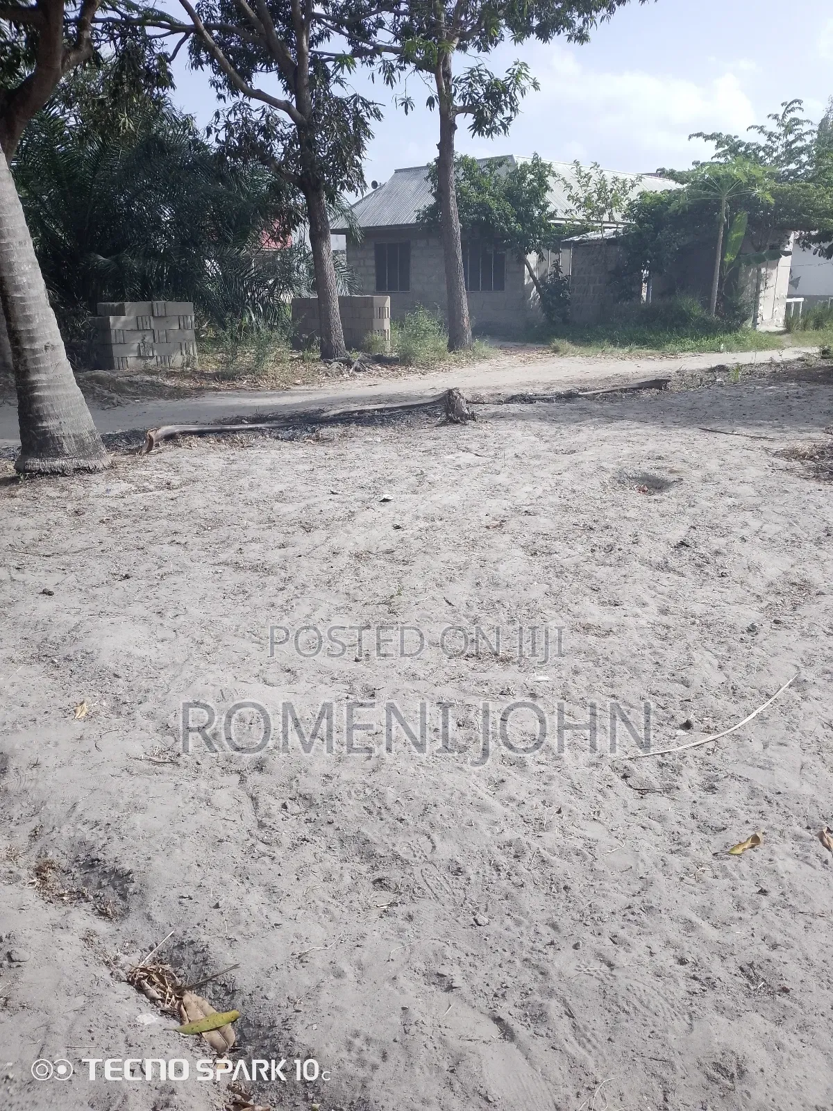 Kiwanja Sqmita 300 Kinauzwa Milioni 5.8 Majohe Chuo Rada.