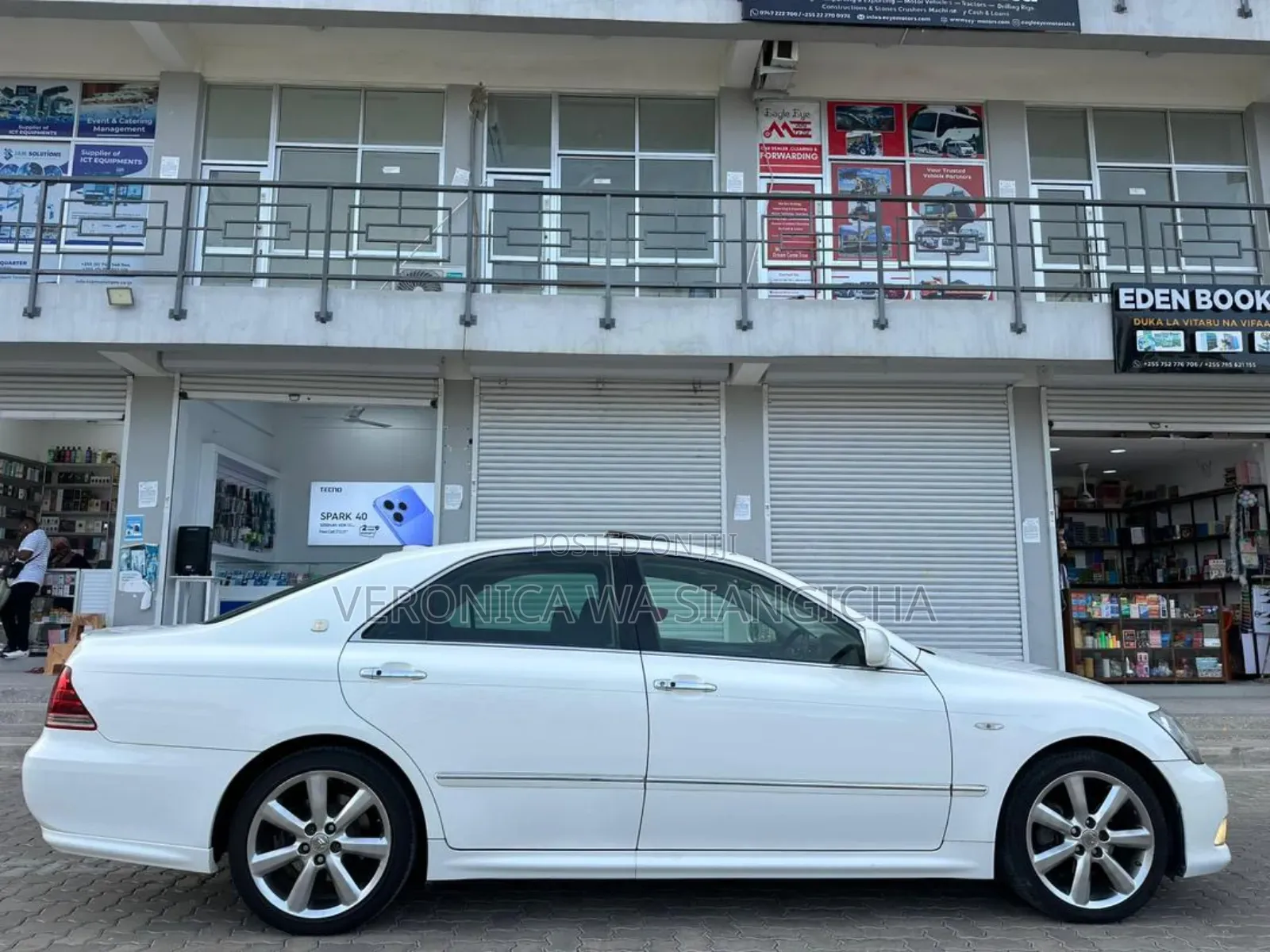 Toyota Crown 2007 White