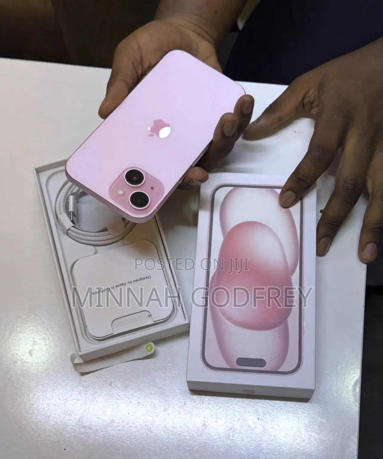New Apple iPhone 15 128 GB Pink