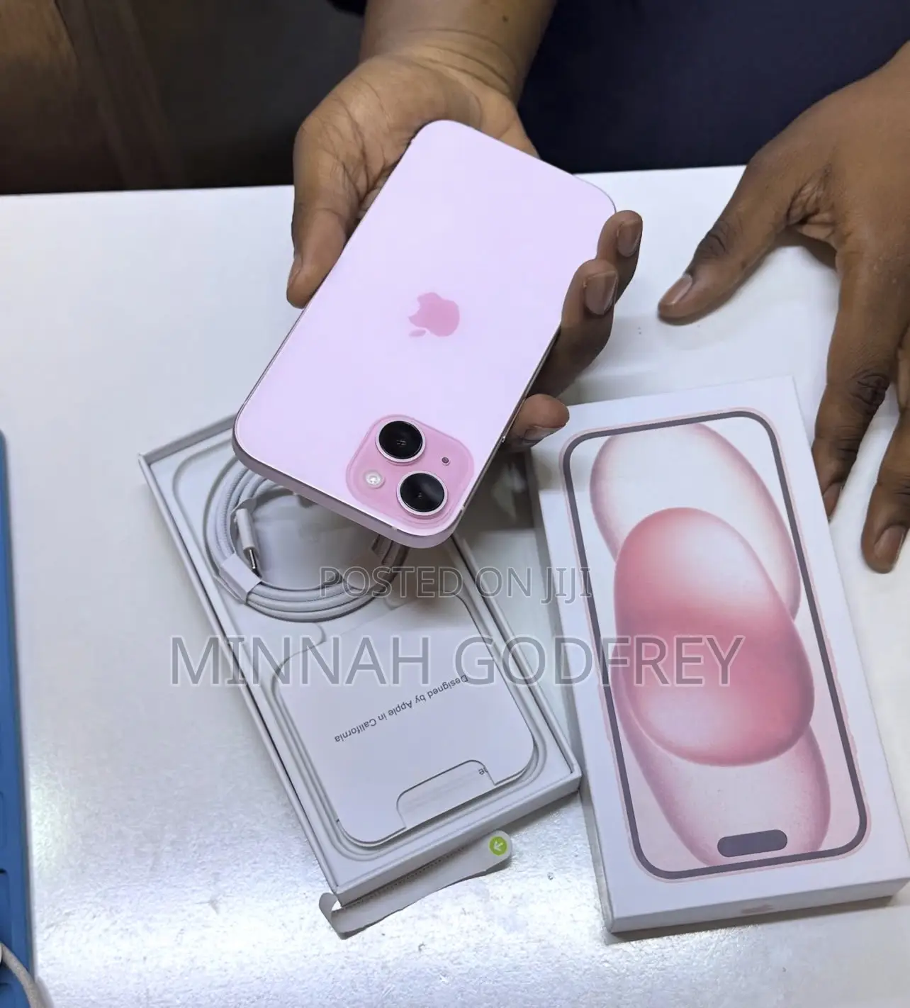 New Apple iPhone 15 128 GB Pink