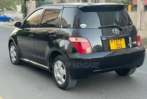 Toyota IST 2006 Black