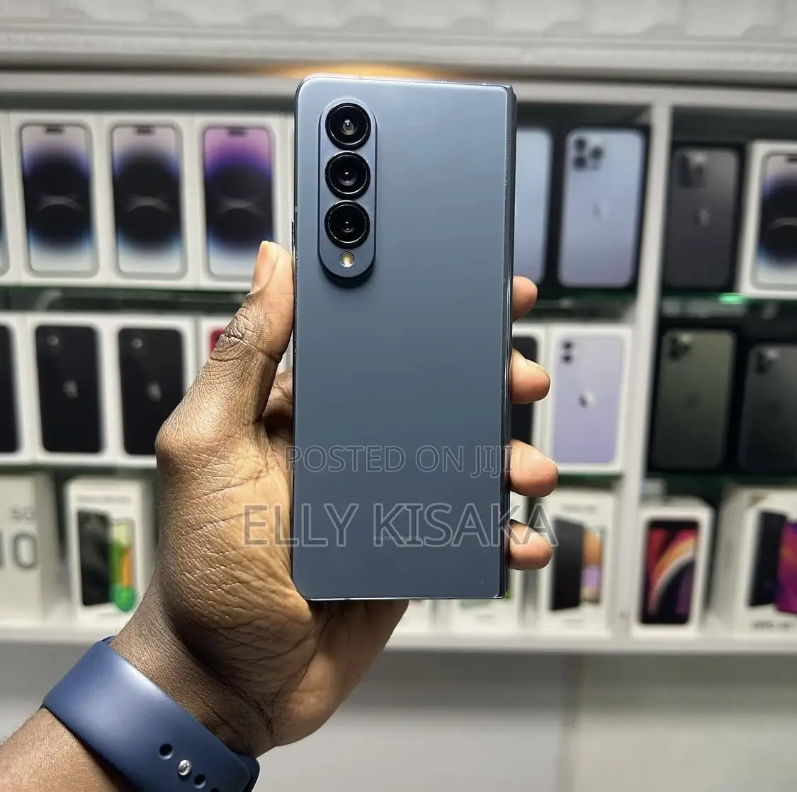 New Samsung Galaxy Z Fold4 256 GB Gray