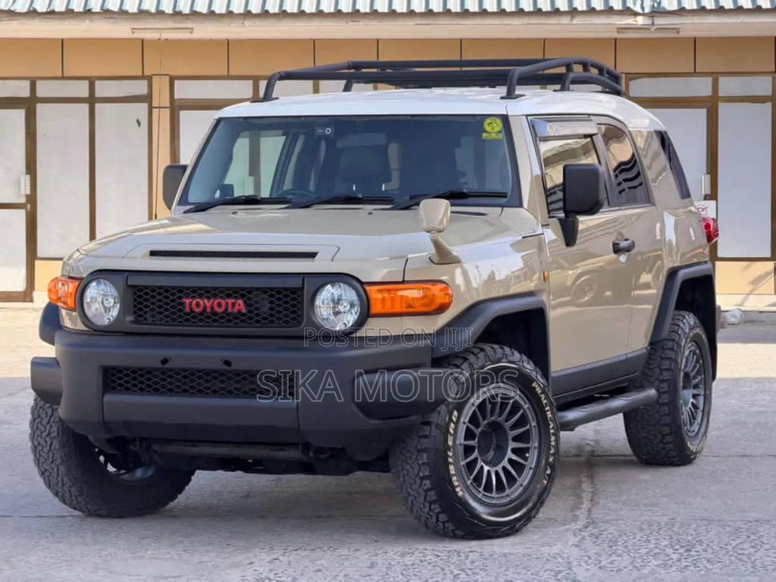 Toyota FJ Cruiser 4X2 2013 Ivory