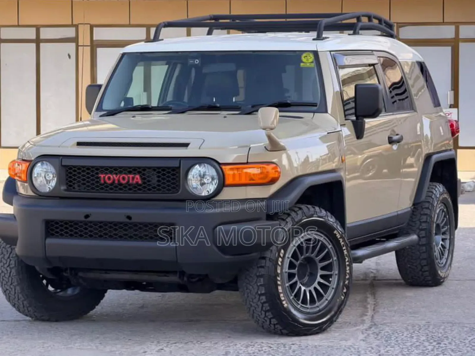 Toyota FJ Cruiser 4X2 2013 Ivory