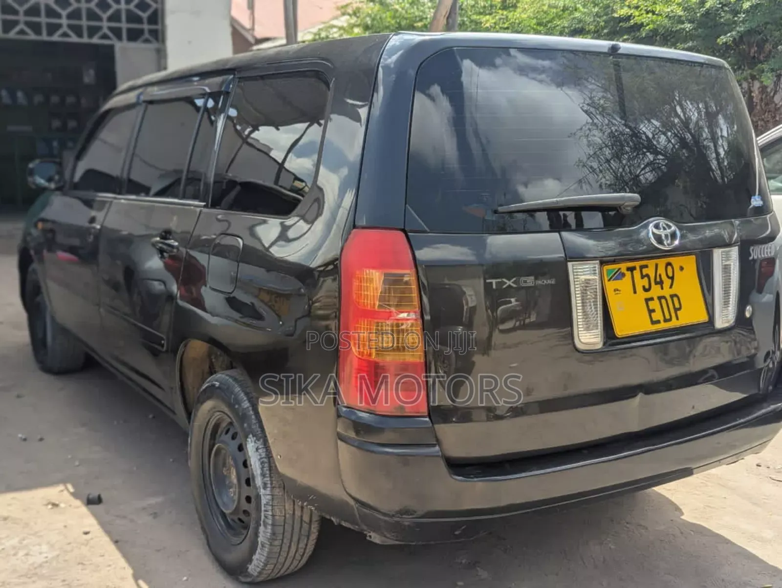Toyota Succeed 2002 Black