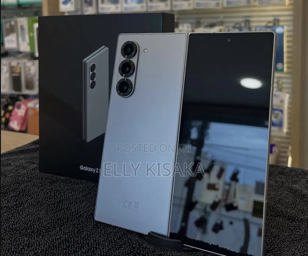 New Samsung Galaxy Z Fold6 256 GB Silver