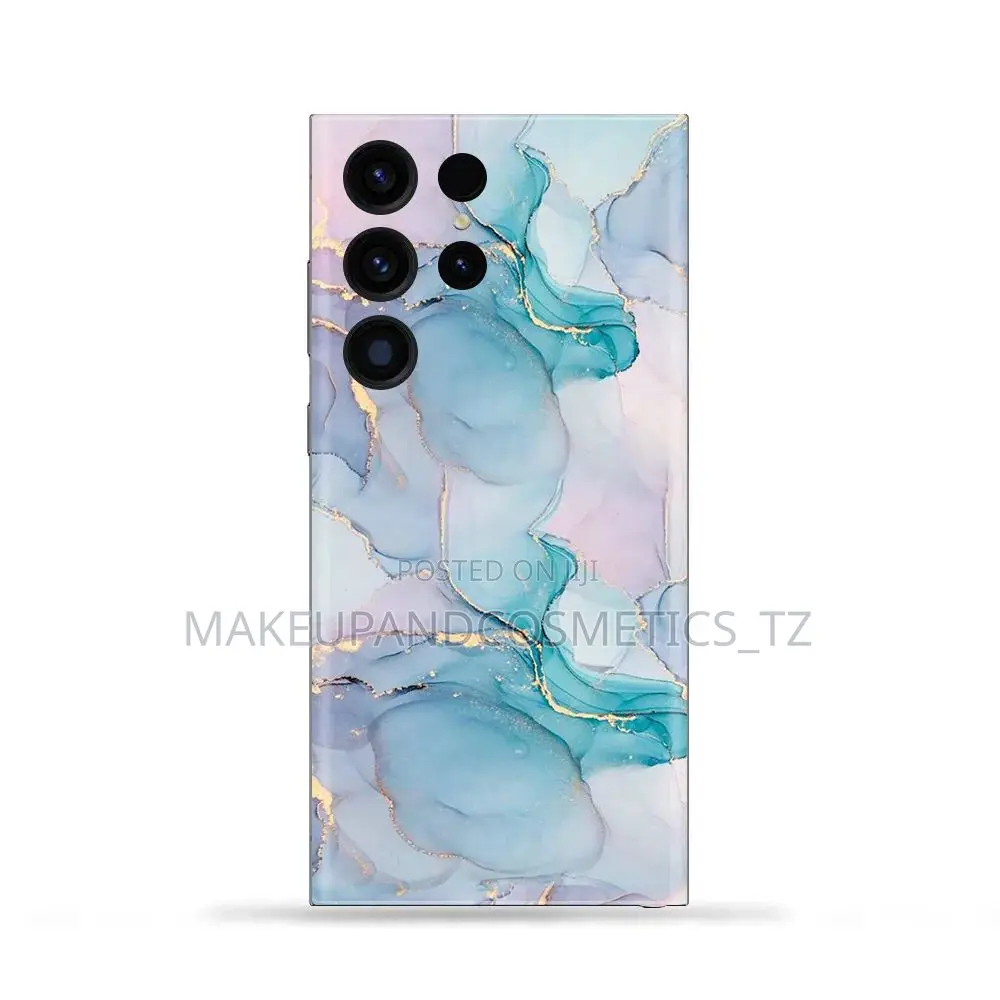 Soft Silicone Phone Case With a Green and Purple