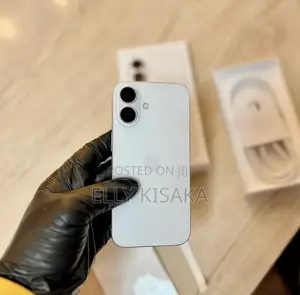 New Apple iPhone 16 128 GB White