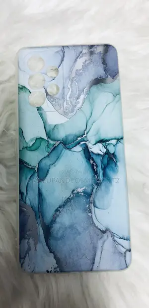 Soft Silicone Phone Case With a Green and Purple