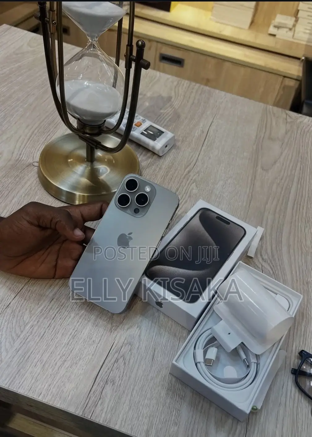 New Apple iPhone 15 Pro Max 256 GB Silver