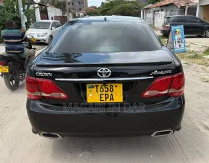 Toyota Crown 2009 Black