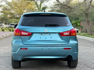 Mitsubishi RVR 2.0 2011 Blue