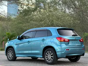 Mitsubishi RVR 2.0 2011 Blue