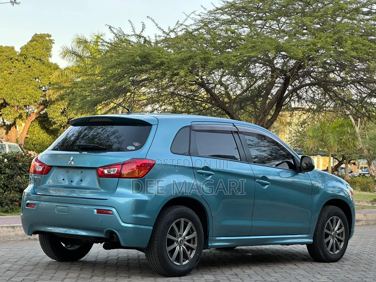 Mitsubishi RVR 2.0 2011 Blue
