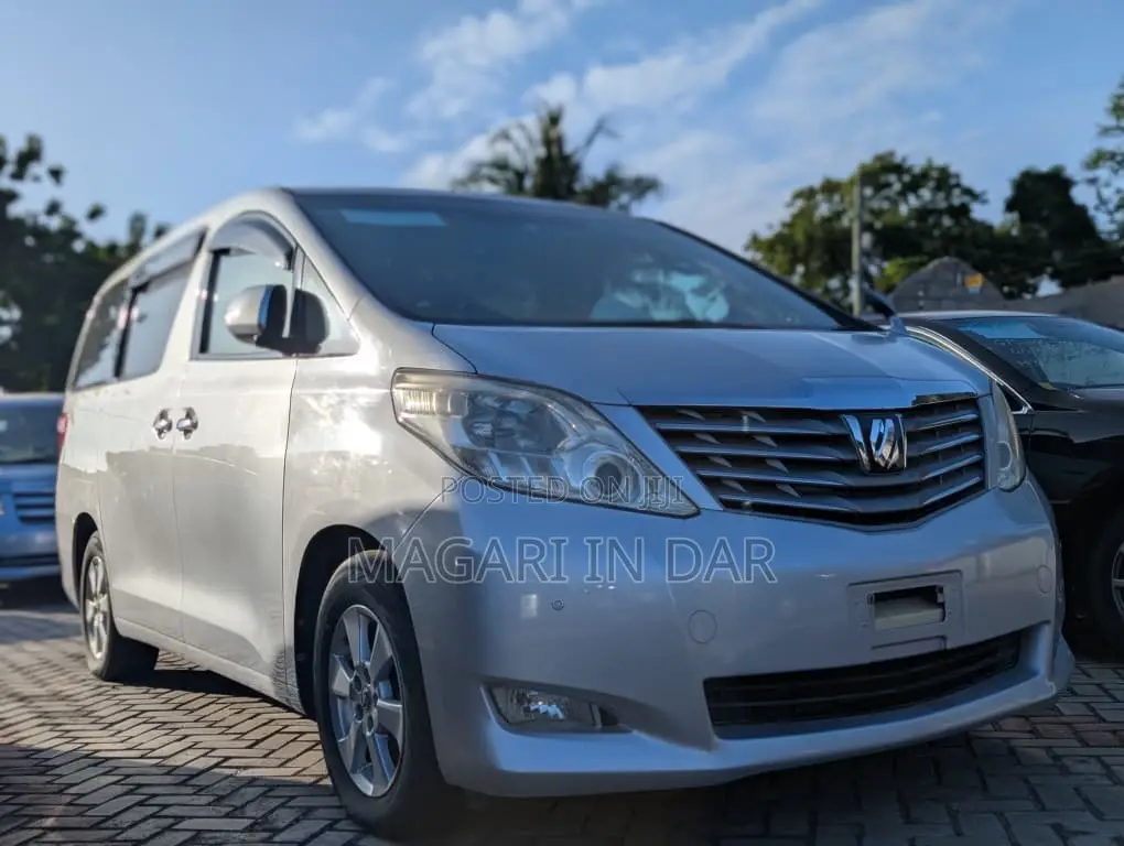Toyota Alphard 2008 Silver